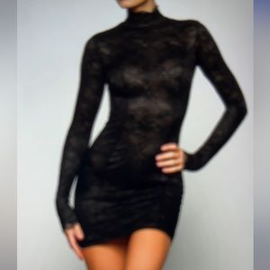 Skims lace dress, brand new; never used